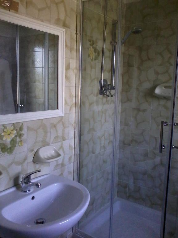 B&B Bosco FioritoMalgesso エクステリア 写真